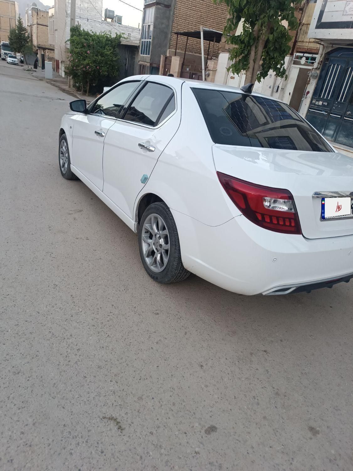 دنا پلاس توربو اتوماتیک - 1402