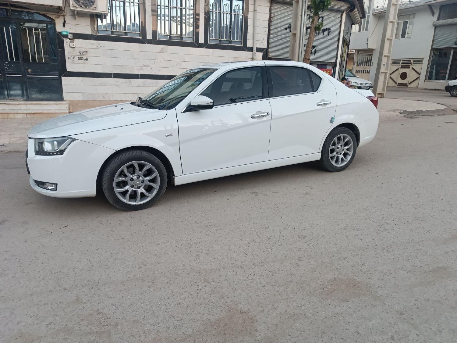 دنا پلاس توربو اتوماتیک - 1402