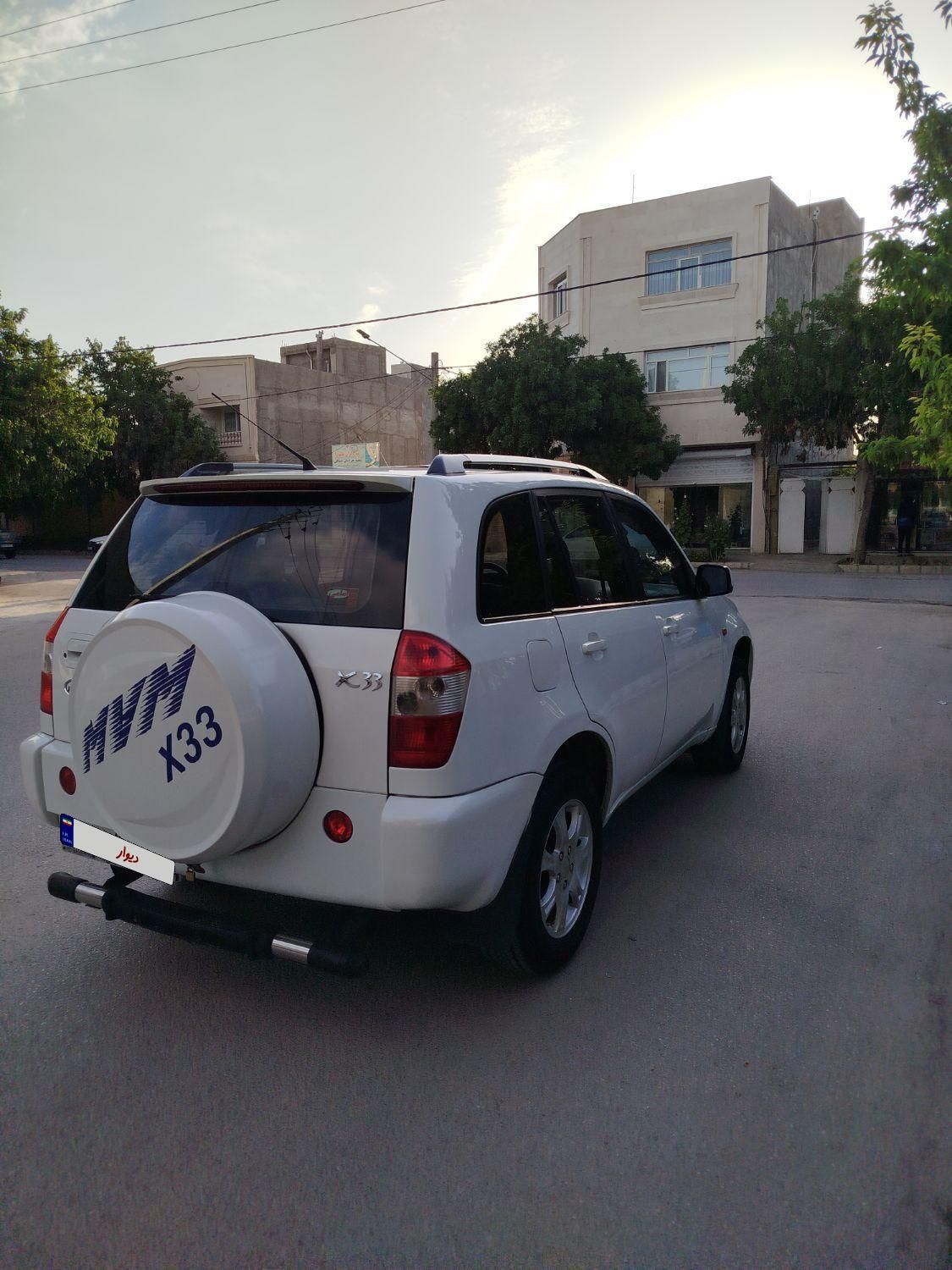 ام وی ام X33 دنده‌ای ساده - 2012