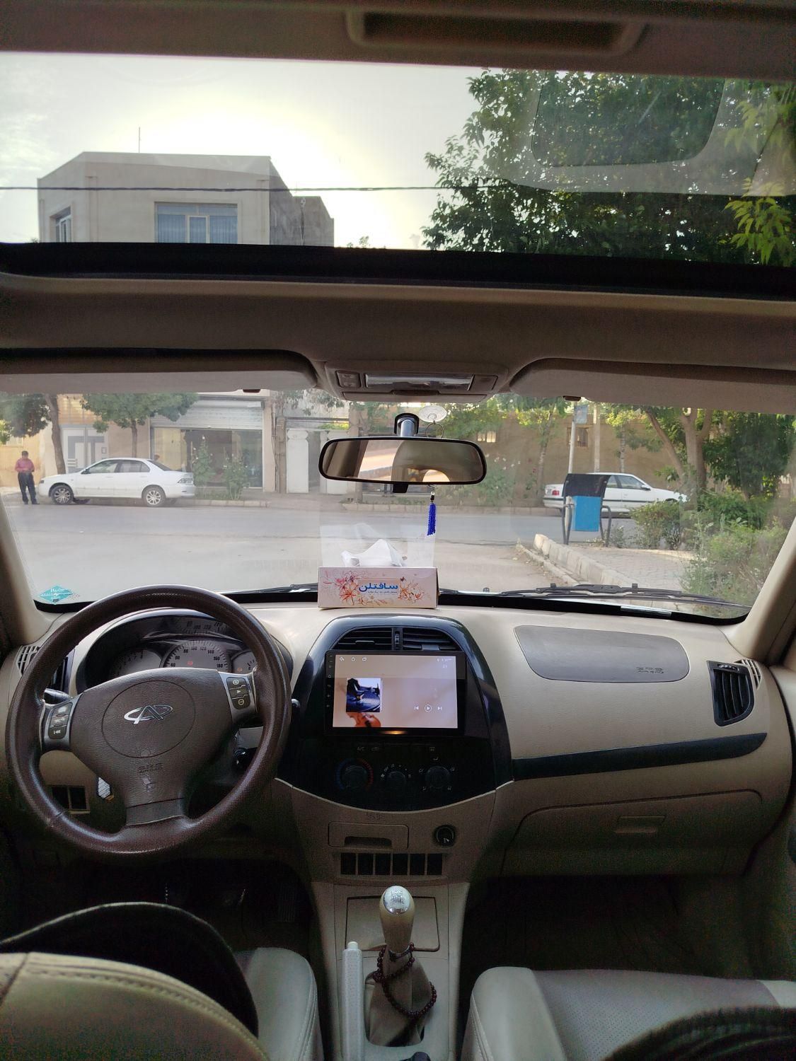 ام وی ام X33 دنده‌ای ساده - 2012