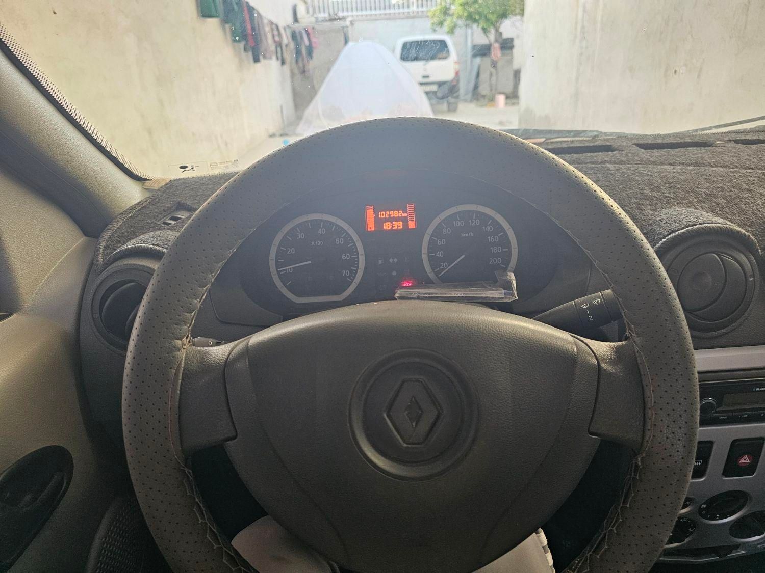 خودرو رنو، تندر 90 آگهی ann_18449057