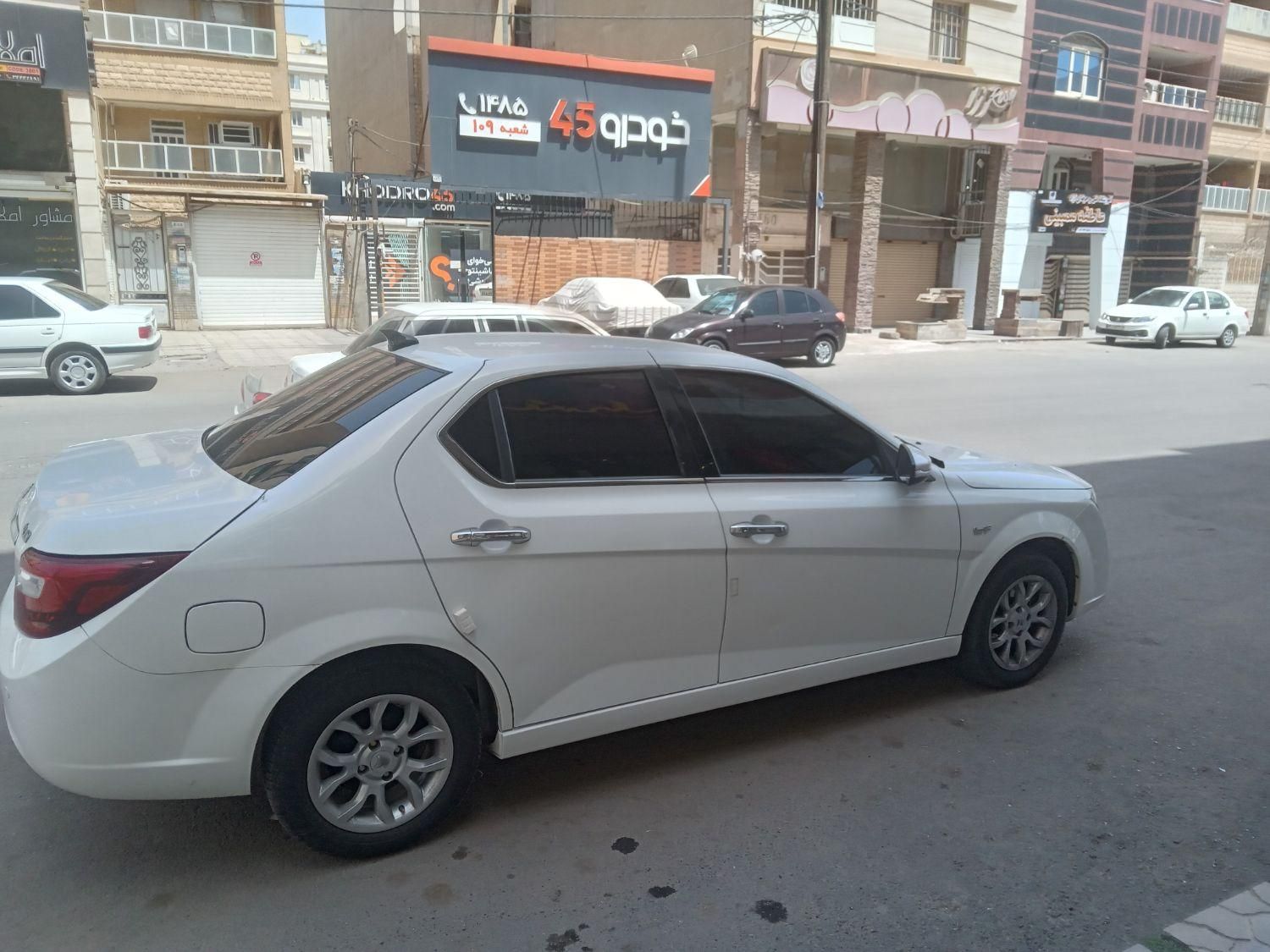 دنا پلاس تیپ ۱ دو ایربگ - 1402
