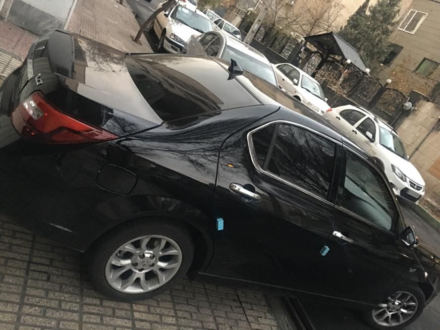 دنا پلاس توربو اتوماتیک - 1403