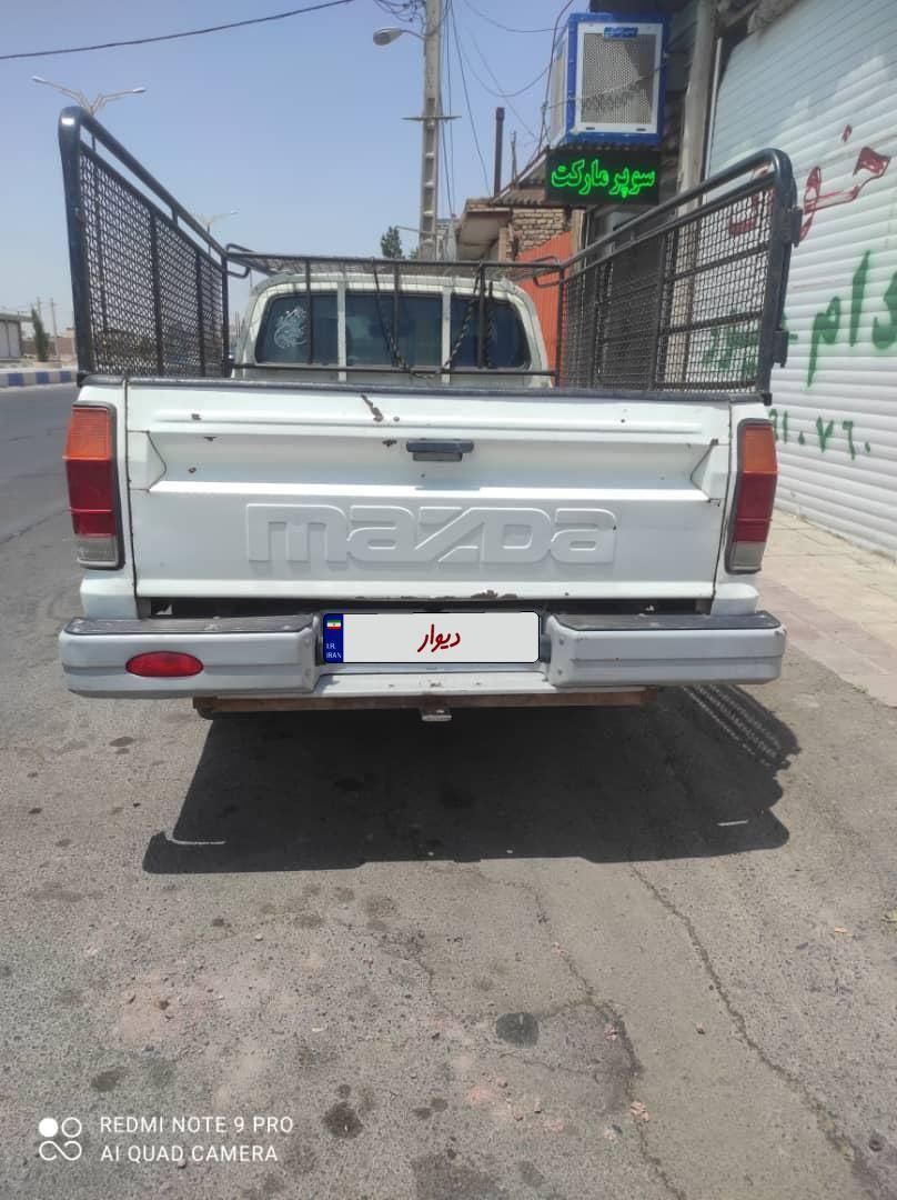 مزدا وانت تک کابین دنده‌ای - 1392