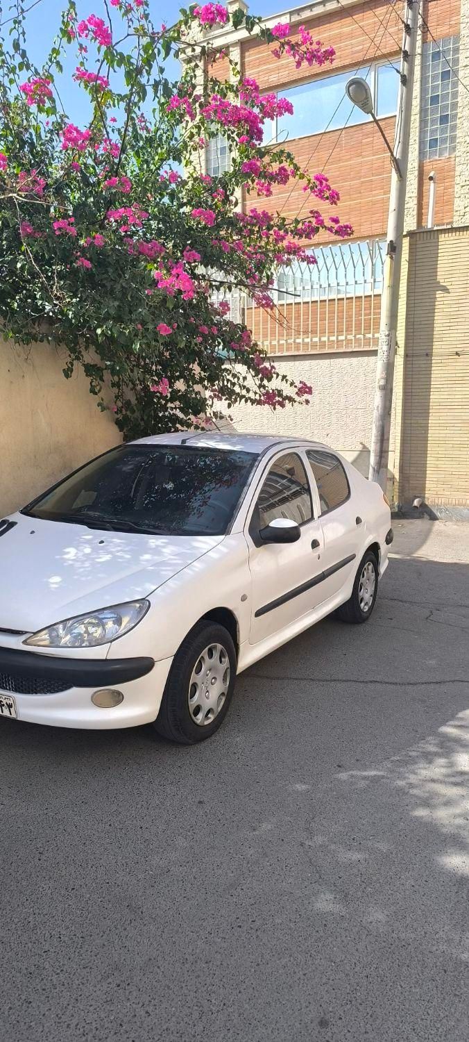 پژو ۲۰۶ صندوق دار v8 - 1389