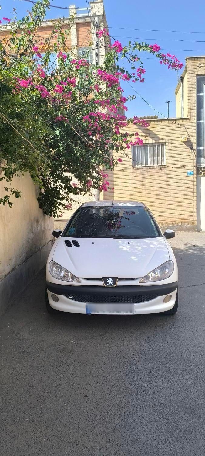 پژو ۲۰۶ صندوق دار v8 - 1389