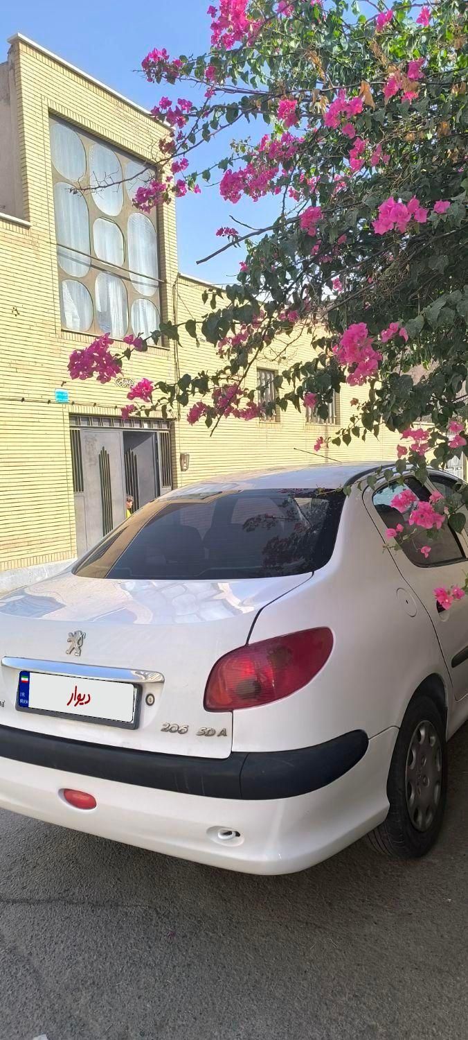 پژو ۲۰۶ صندوق دار v8 - 1389