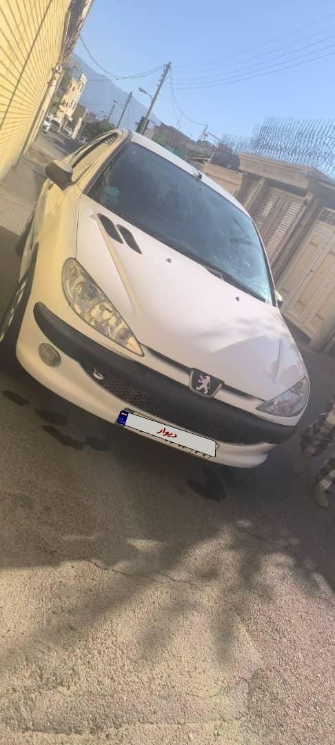 پژو ۲۰۶ صندوق دار v8 - 1389