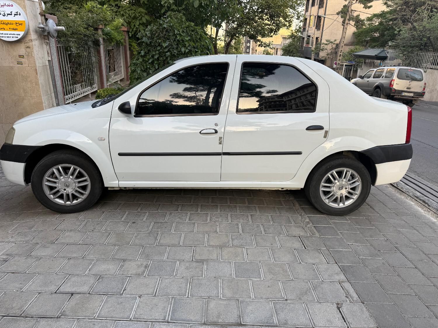 خودرو رنو، تندر 90 آگهی ann_18449477