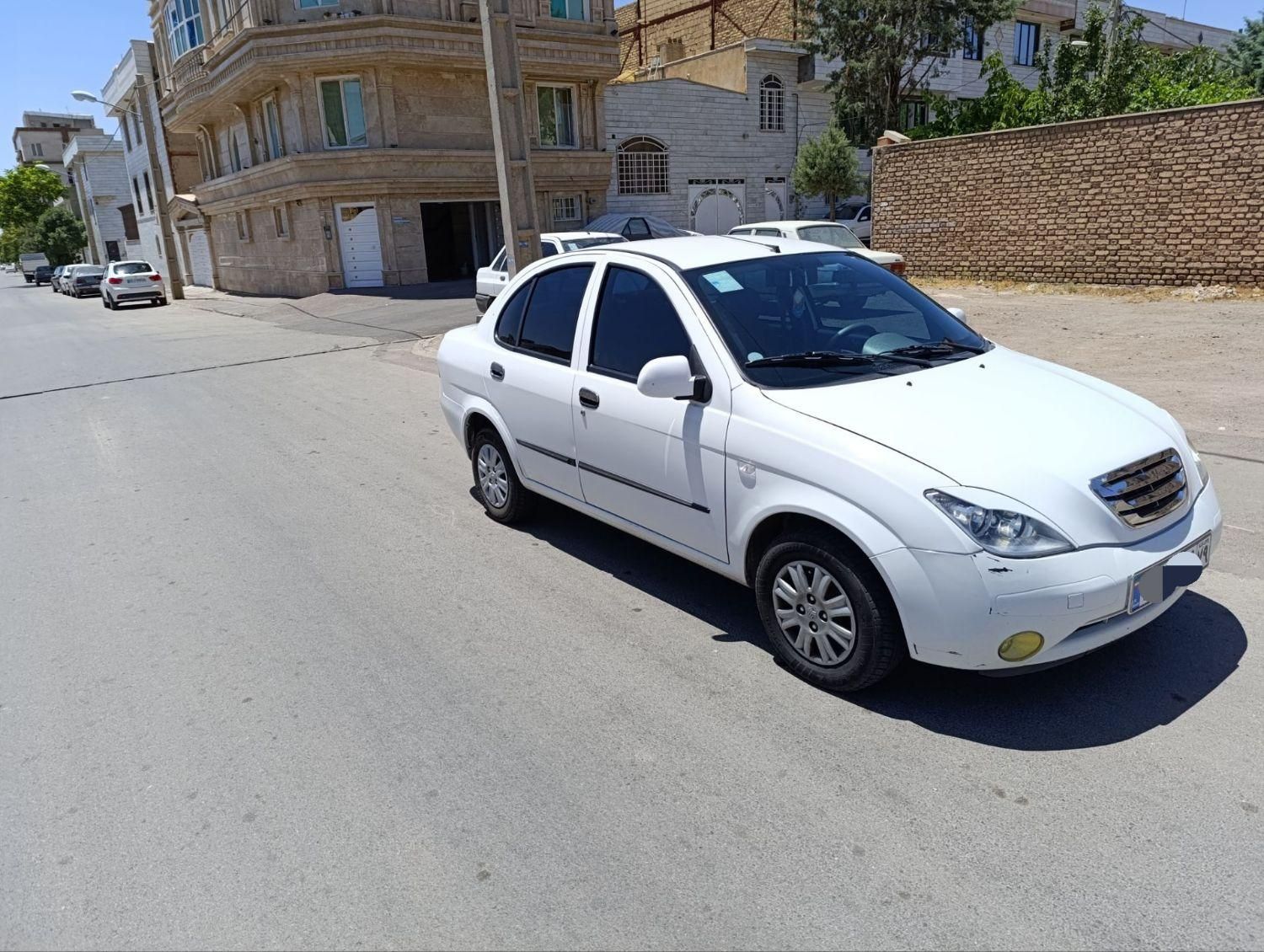 تیبا صندوق دار SX - 1401