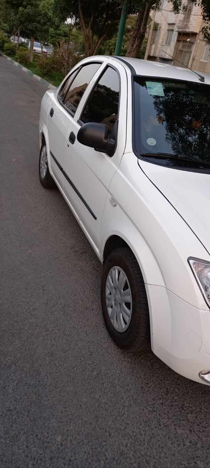 تیبا صندوق دار SX - 1400