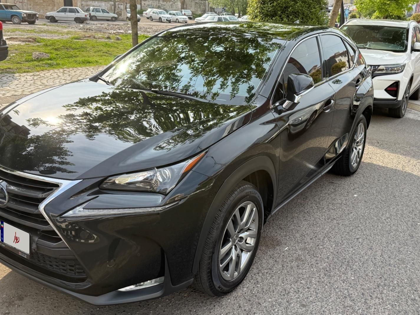 لکسوس NX هیبرید 300H - 2017