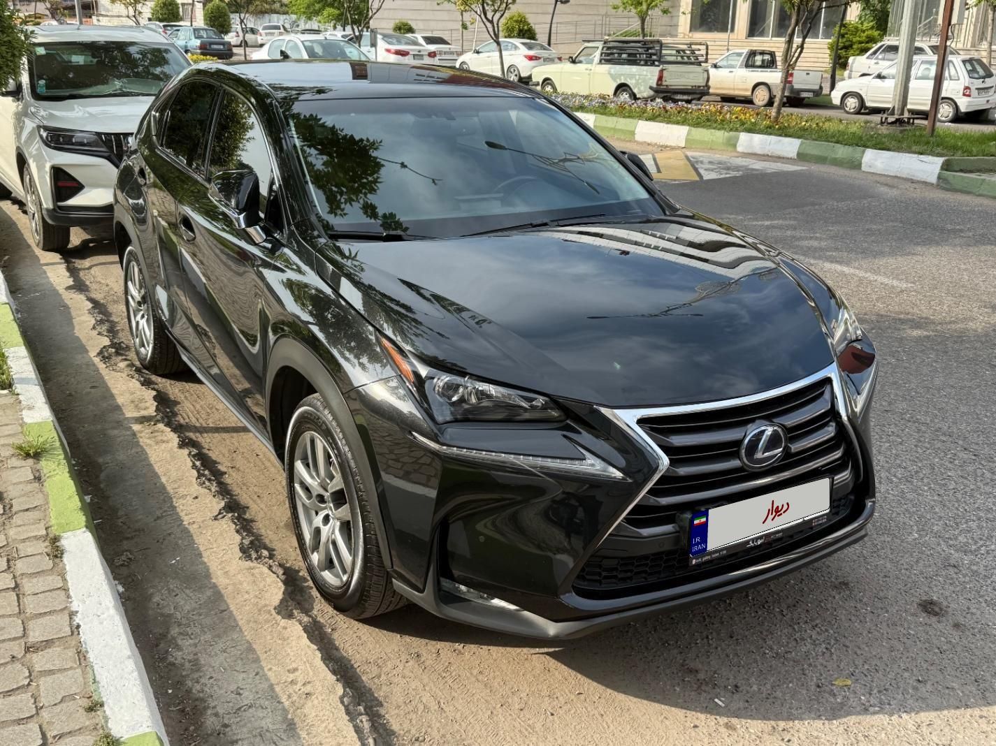 خودرو لکسوس، NX هیبرید آگهی ann_18449578