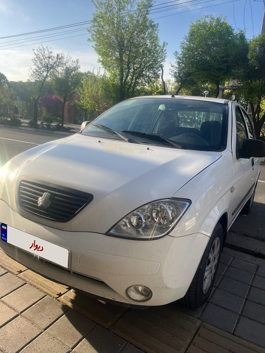 تیبا صندوق دار SX - 1398