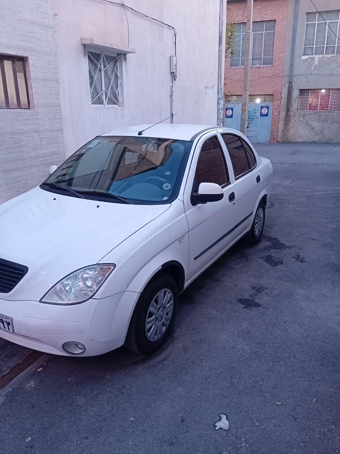 تیبا صندوق دار SX - 1396