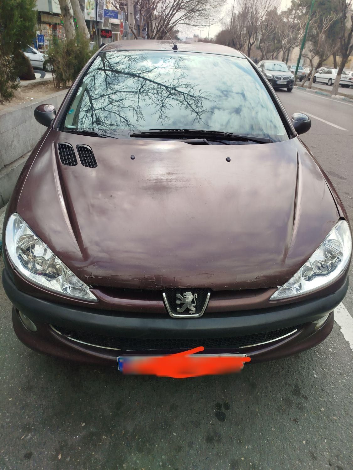 پژو ۲۰۶ صندوق دار v8 - 1386