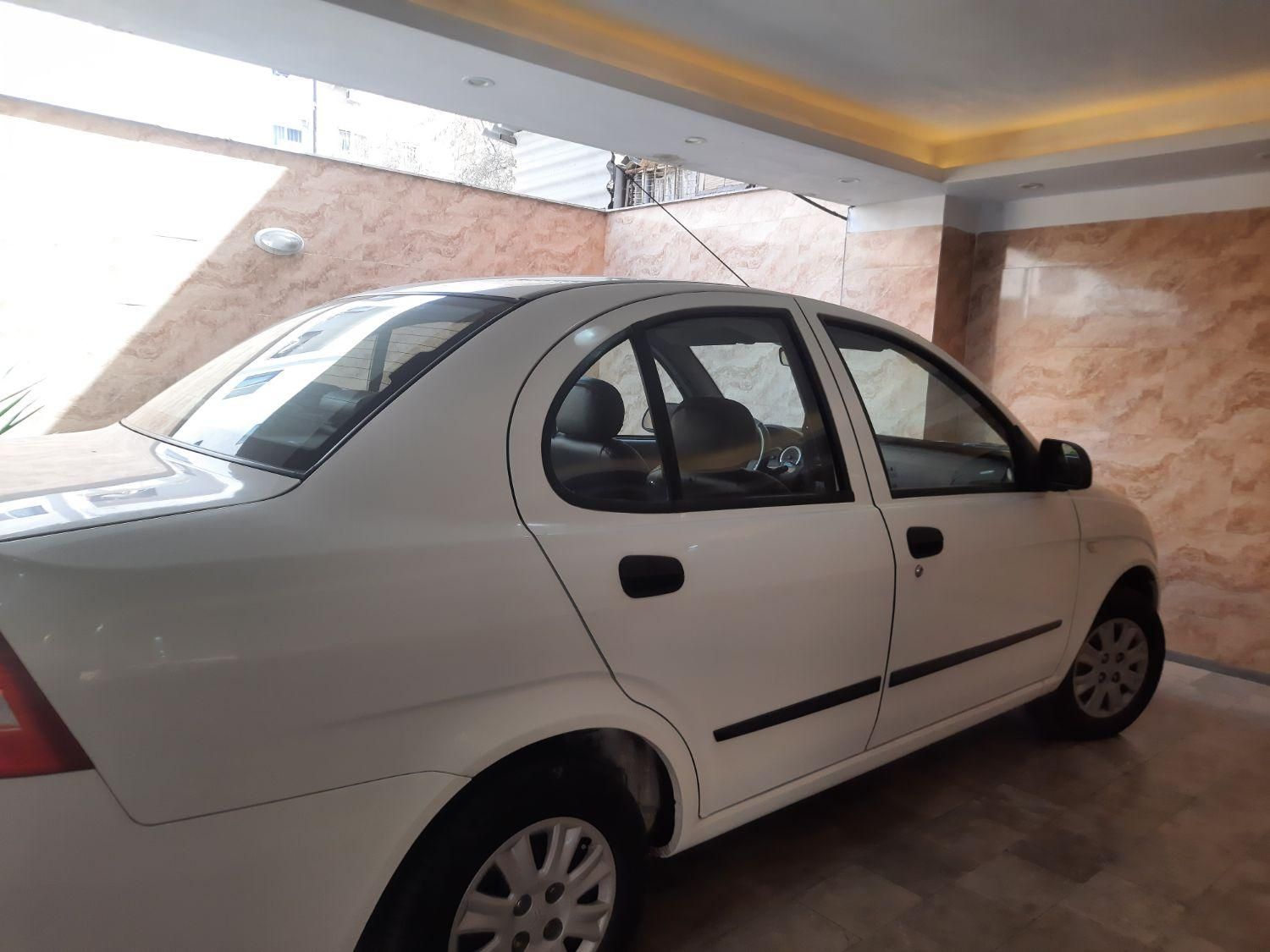 تیبا صندوق دار SX - 1399