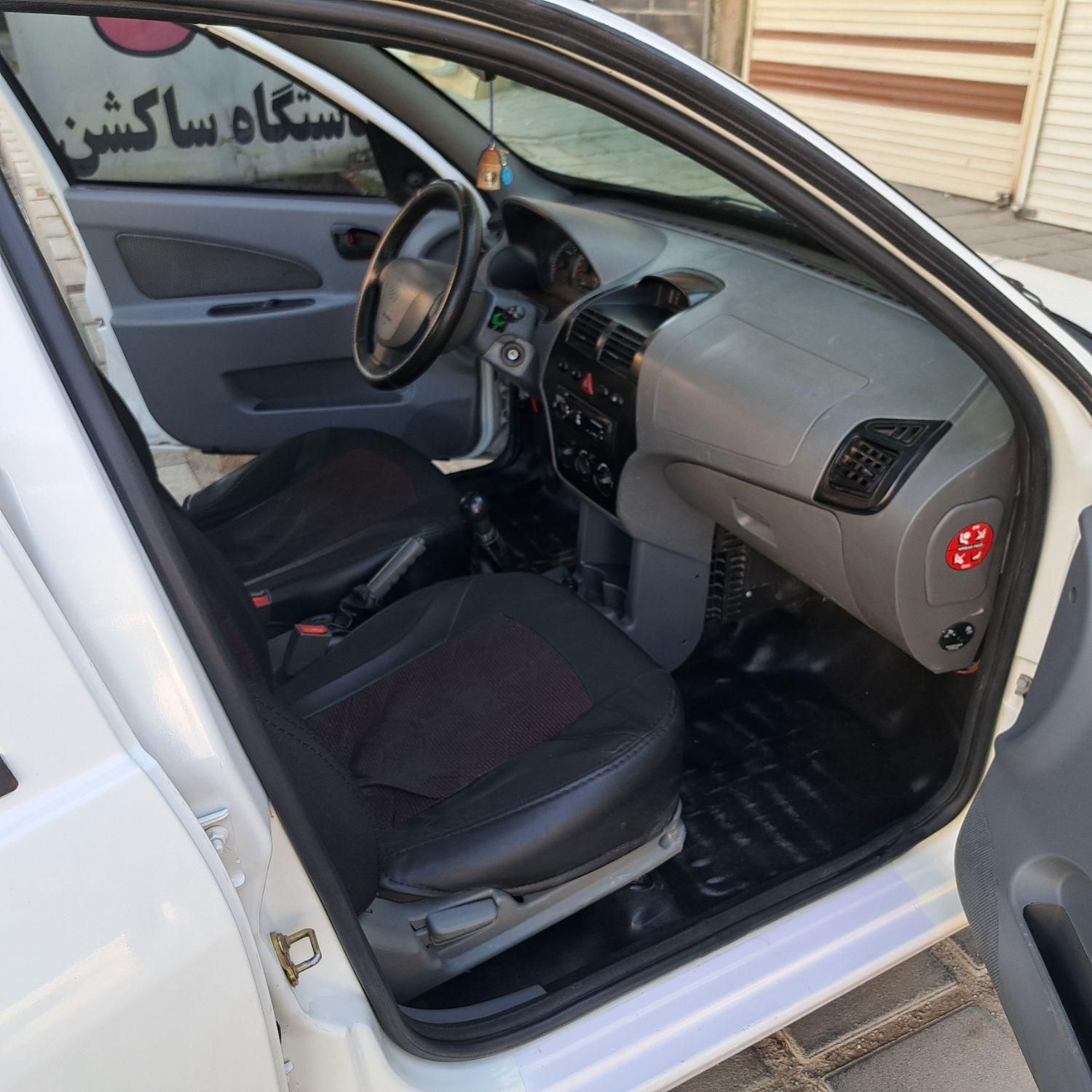تیبا صندوق دار SX - 1401