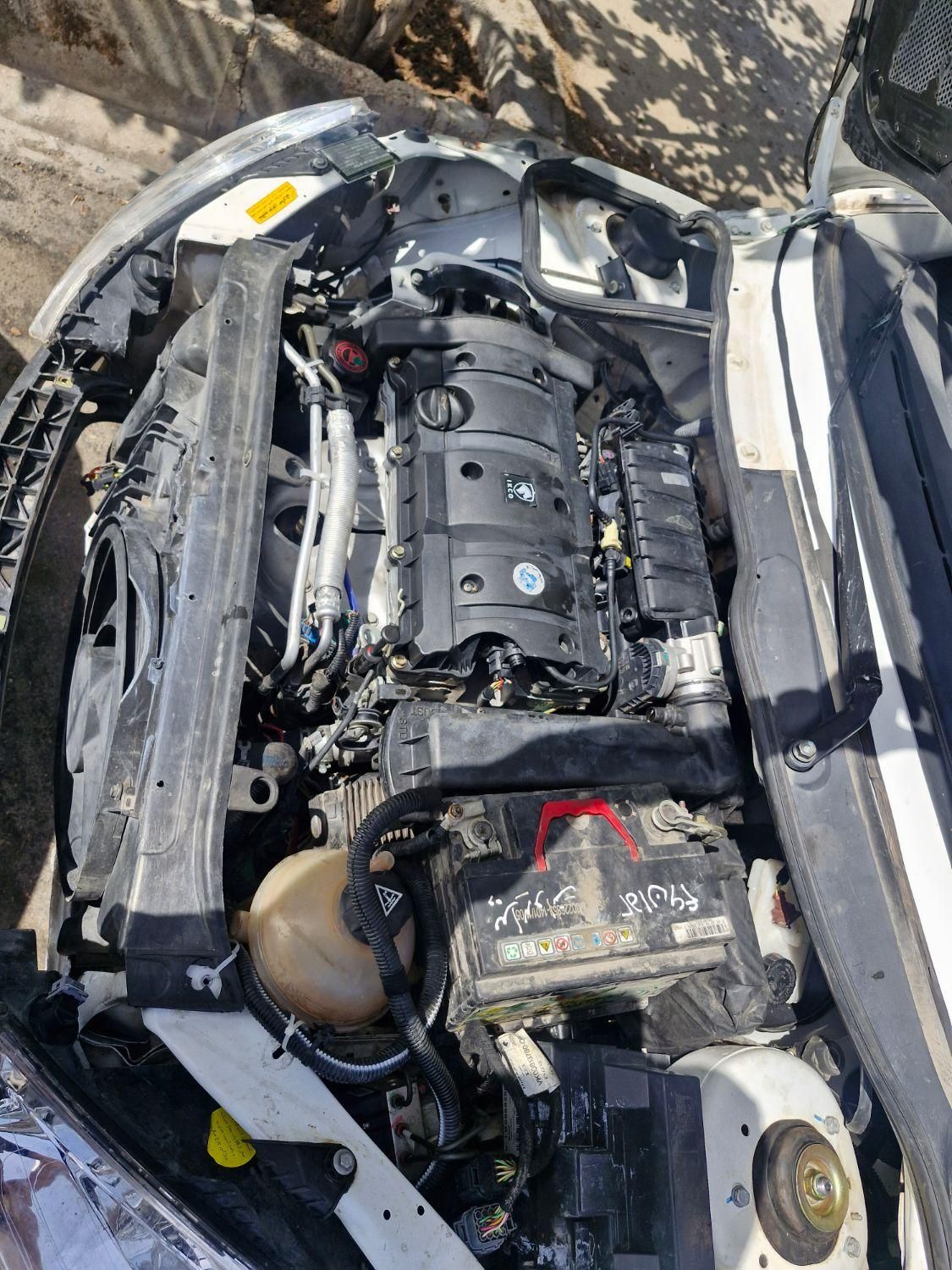 پژو ۲۰۶ صندوق دار v8 - 1398