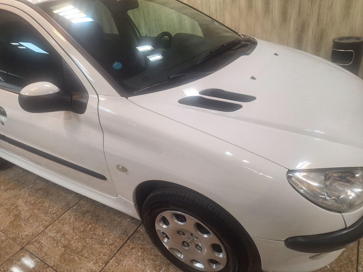 پژو ۲۰۶ صندوق دار v8 - 1397