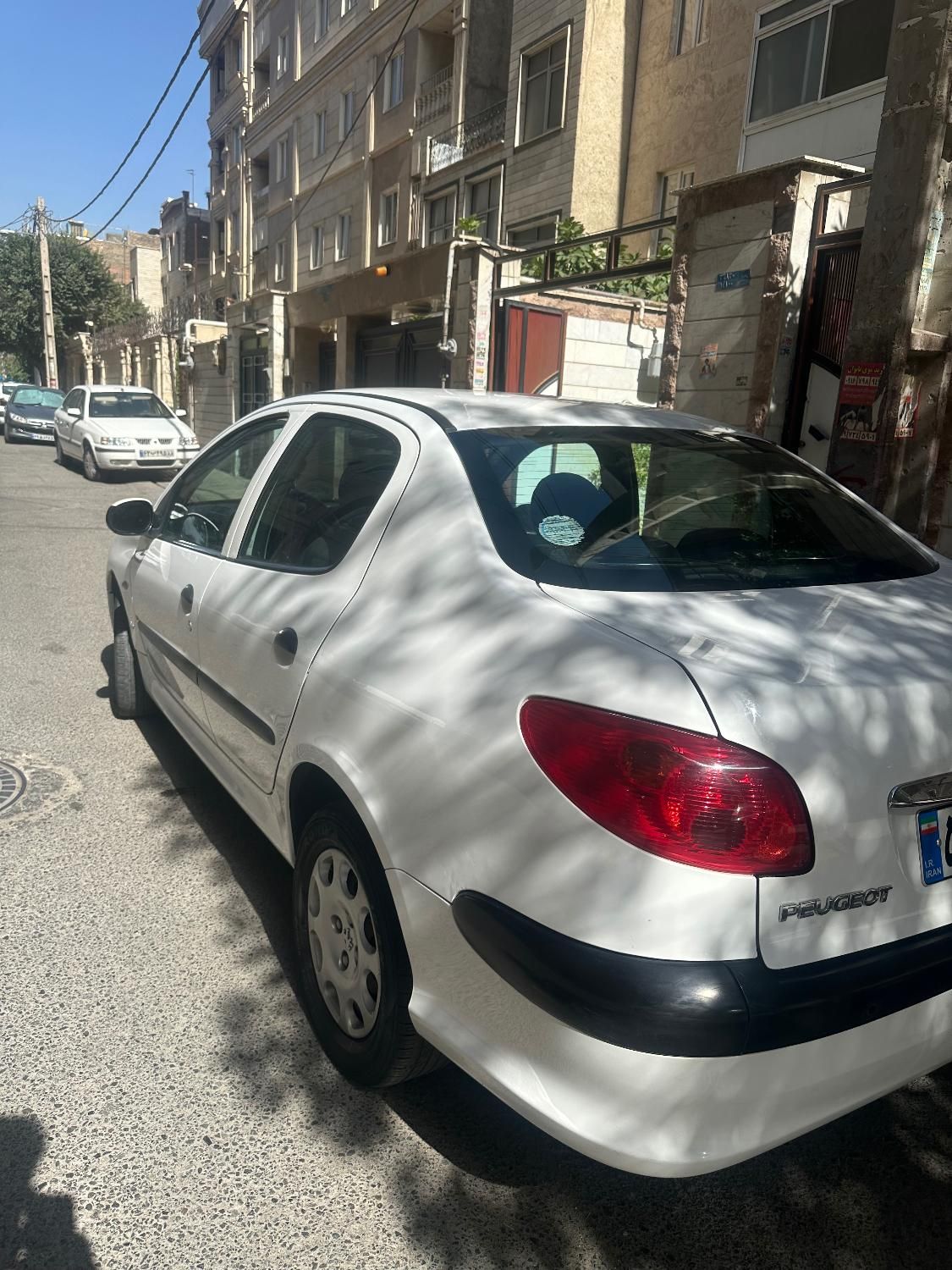پژو ۲۰۶ صندوق دار v8 - 1397