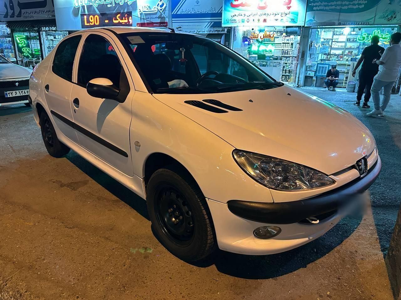 پژو ۲۰۶ صندوق دار v8 - 1398