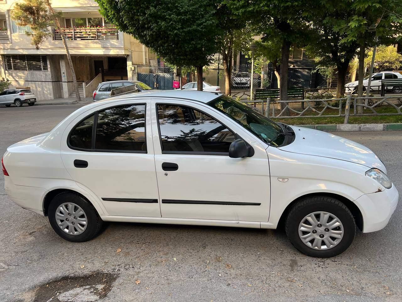 تیبا صندوق دار SX - 1399