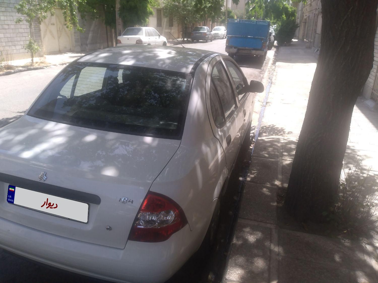 تیبا صندوق دار SX - 1393