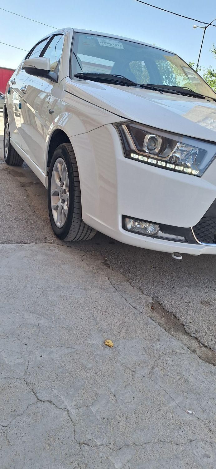 دنا پلاس توربو 6 دنده - 1401
