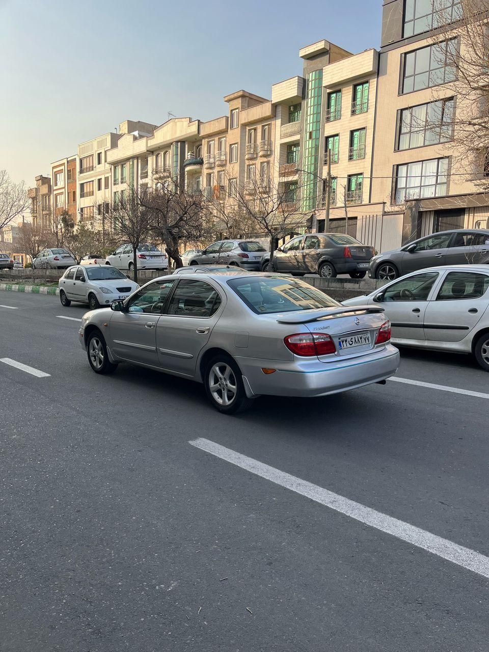 نیسان ماکسیما دنده‌ای - 2002