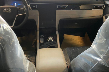 کی ام سی EJ7 142 کیلووات - 2024