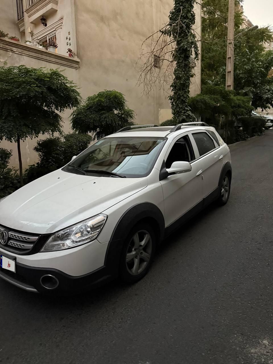 خودرو دانگ فنگ، H30 کراس آگهی ann_18453859
