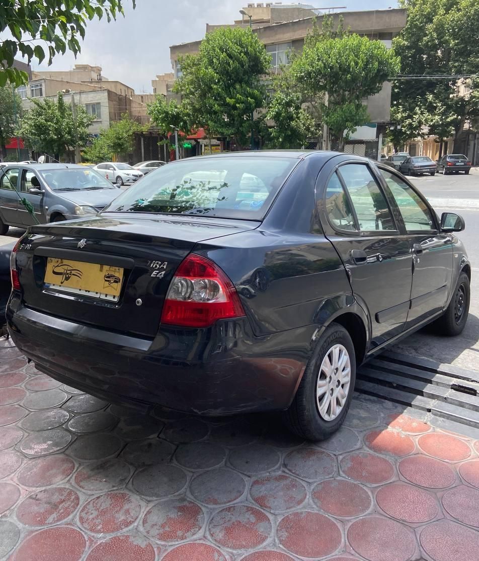 تیبا صندوق دار SX - 1392