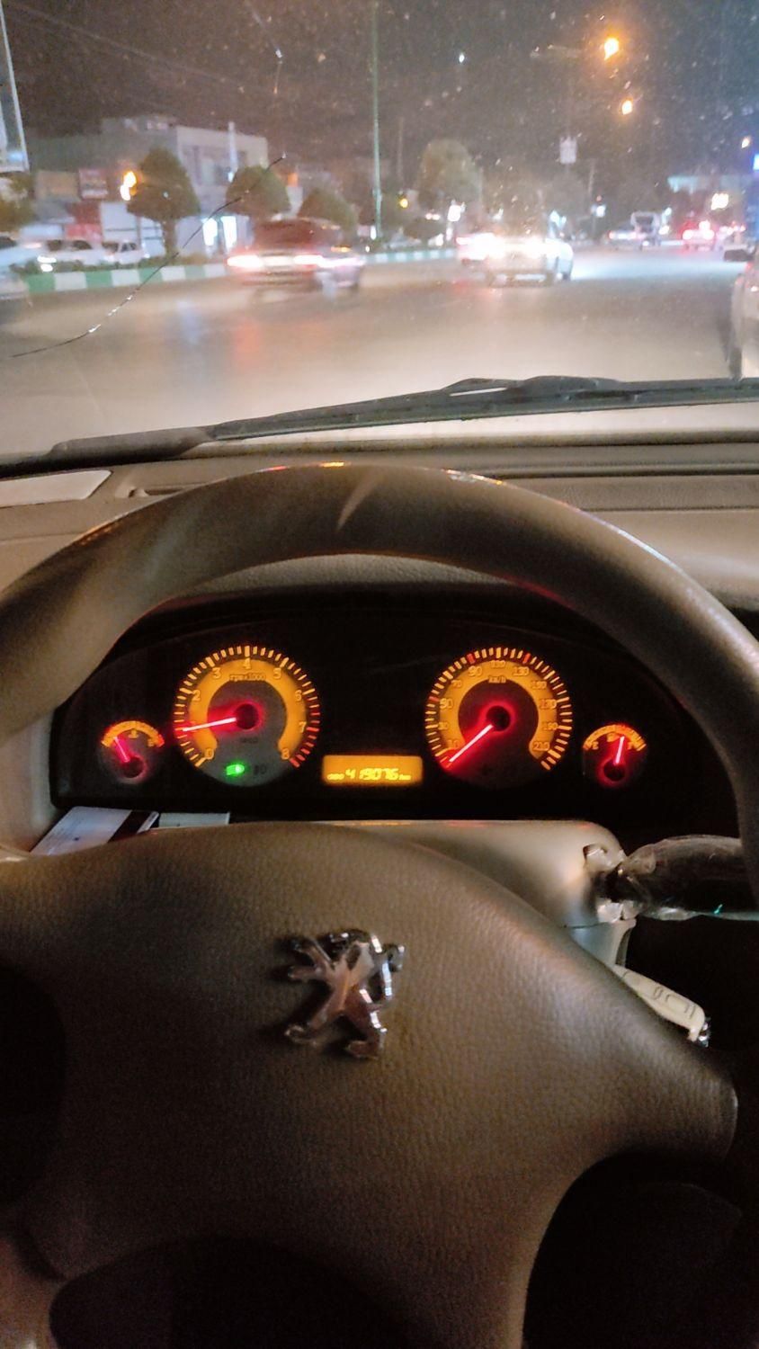 پژو 405 SLX بنزینی TU5 - 1393