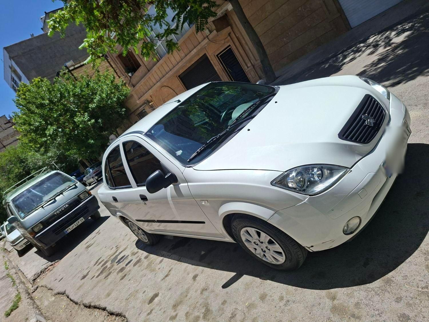 تیبا صندوق دار SX - 1400