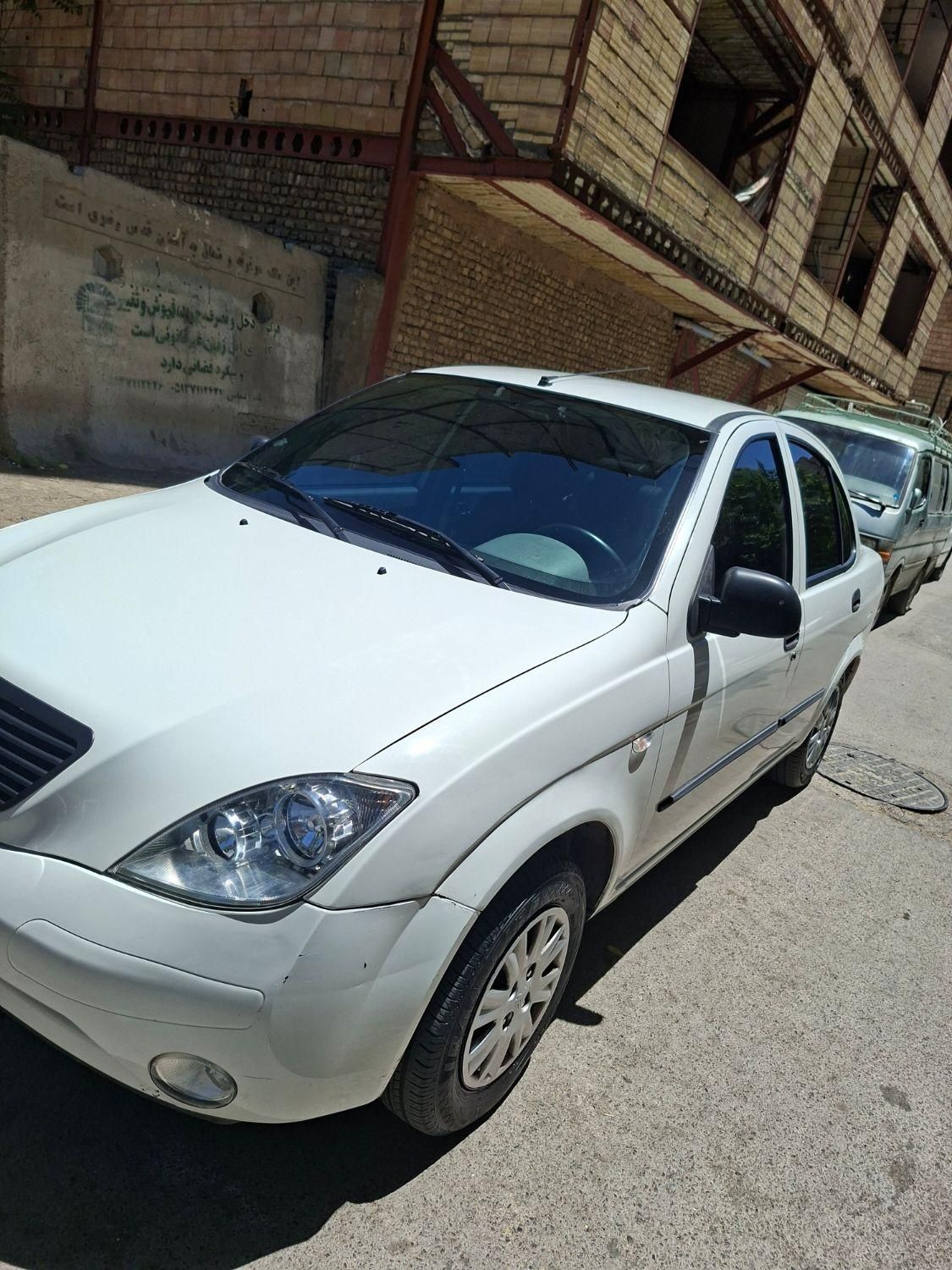 تیبا صندوق دار SX - 1400