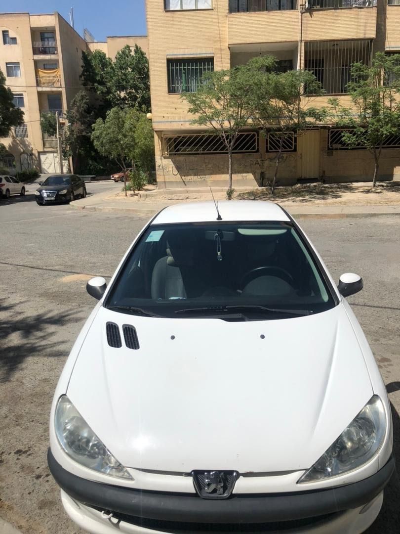 خودرو پژو، ۲۰۶ صندوق دار آگهی ann_18454311