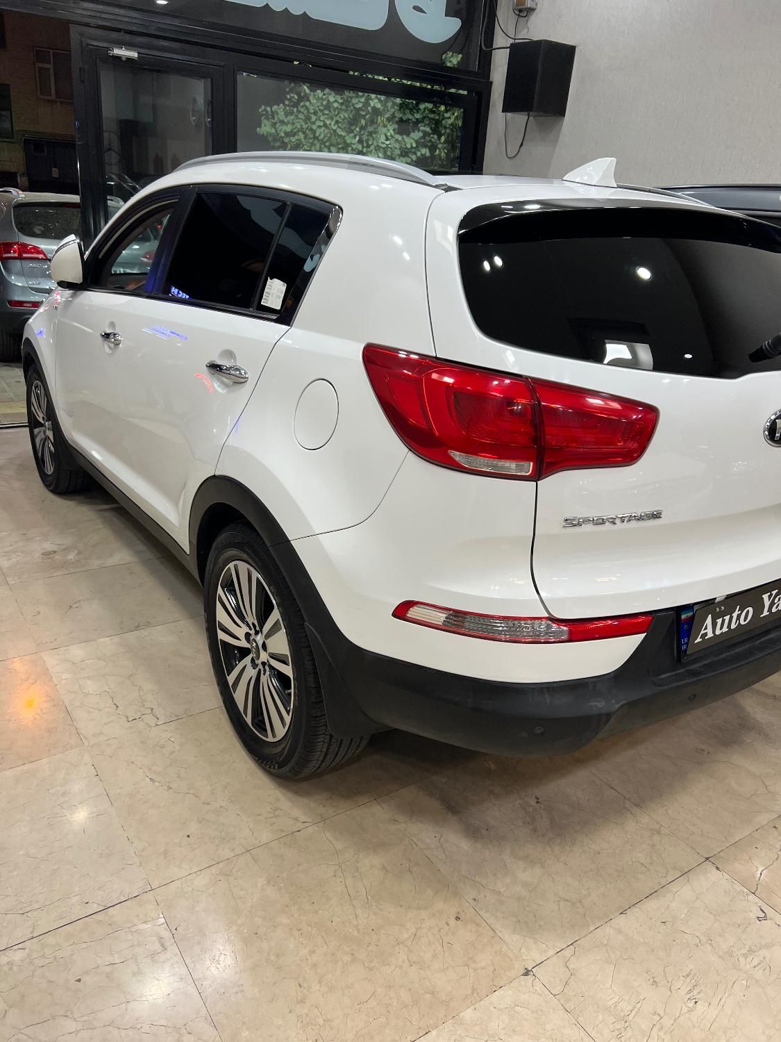 کیا اسپورتیج 4 سیلندر فول 2400cc - 2014