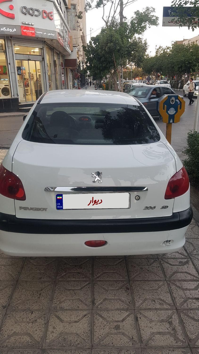 پژو ۲۰۶ صندوق دار v8 - 1398