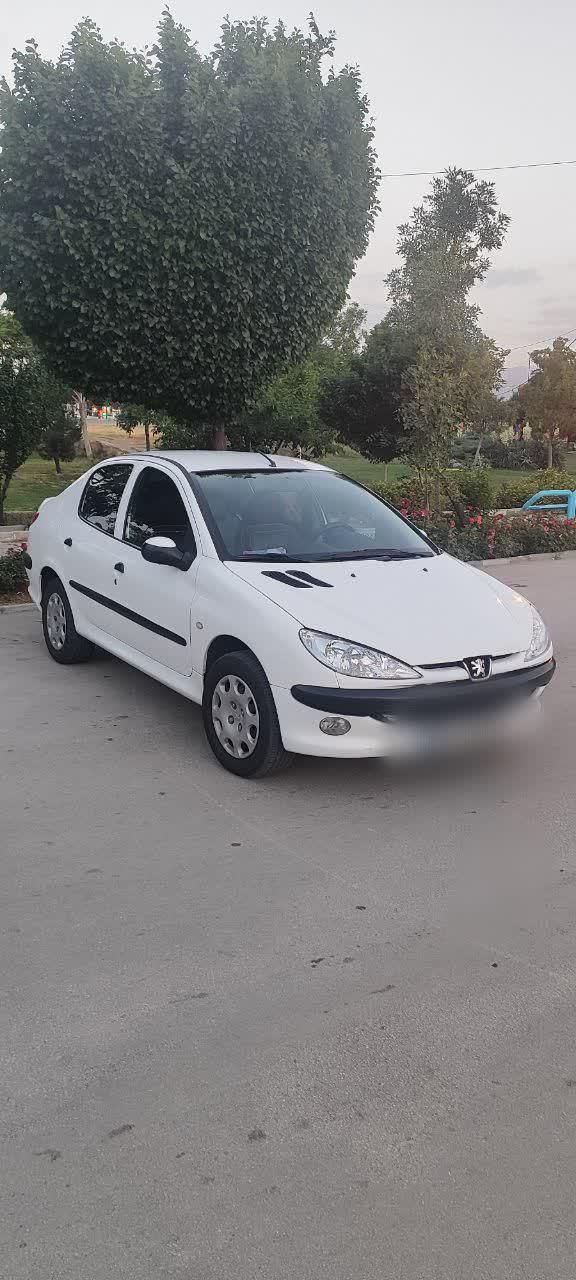 پژو ۲۰۶ صندوق دار v8 - 1394