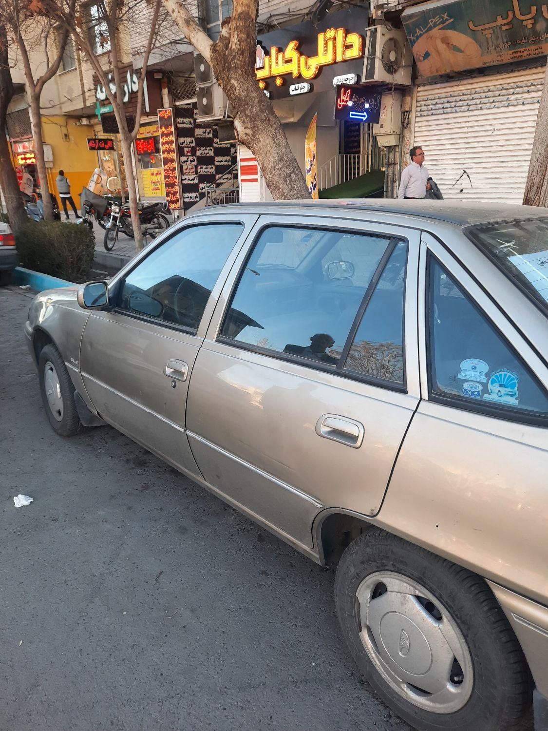 دوو سیلو سدان - 2001