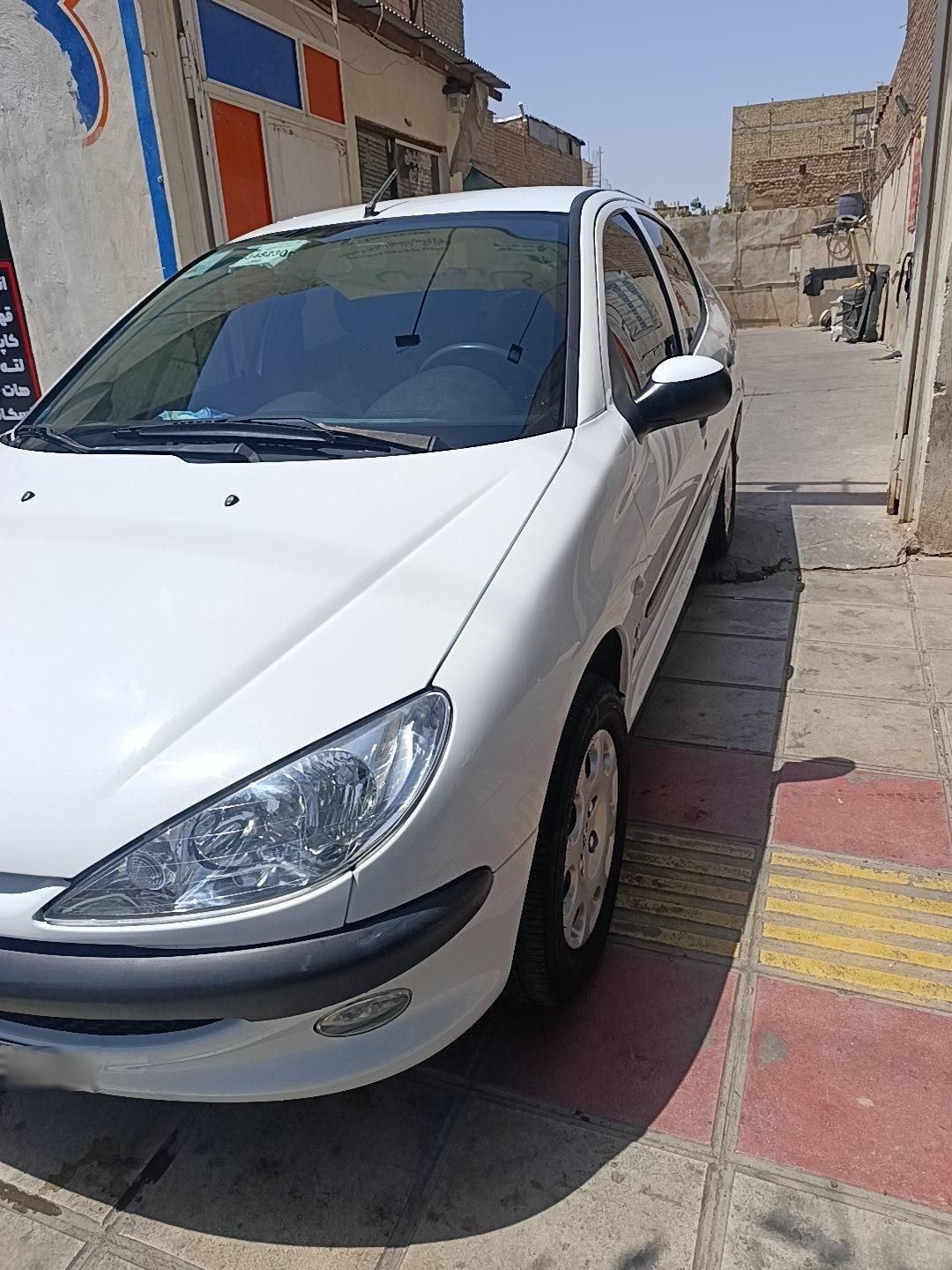 پژو ۲۰۶ صندوق دار v8 - 1400