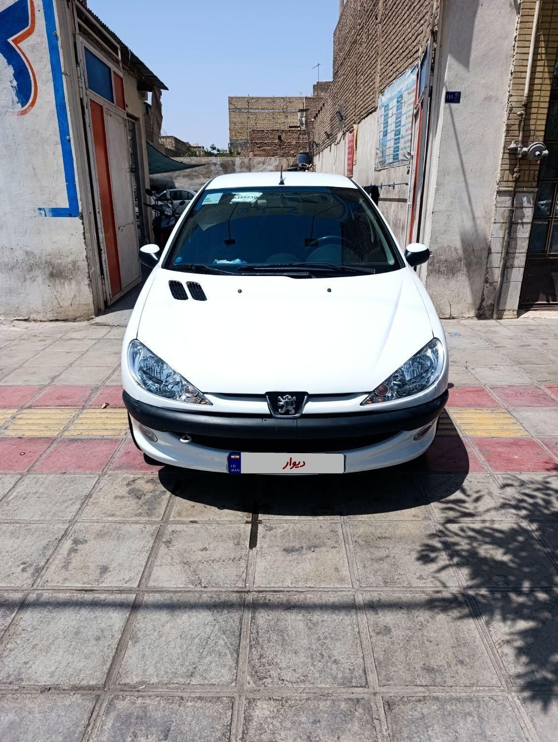 خودرو پژو، ۲۰۶ صندوق دار آگهی ann_18456104