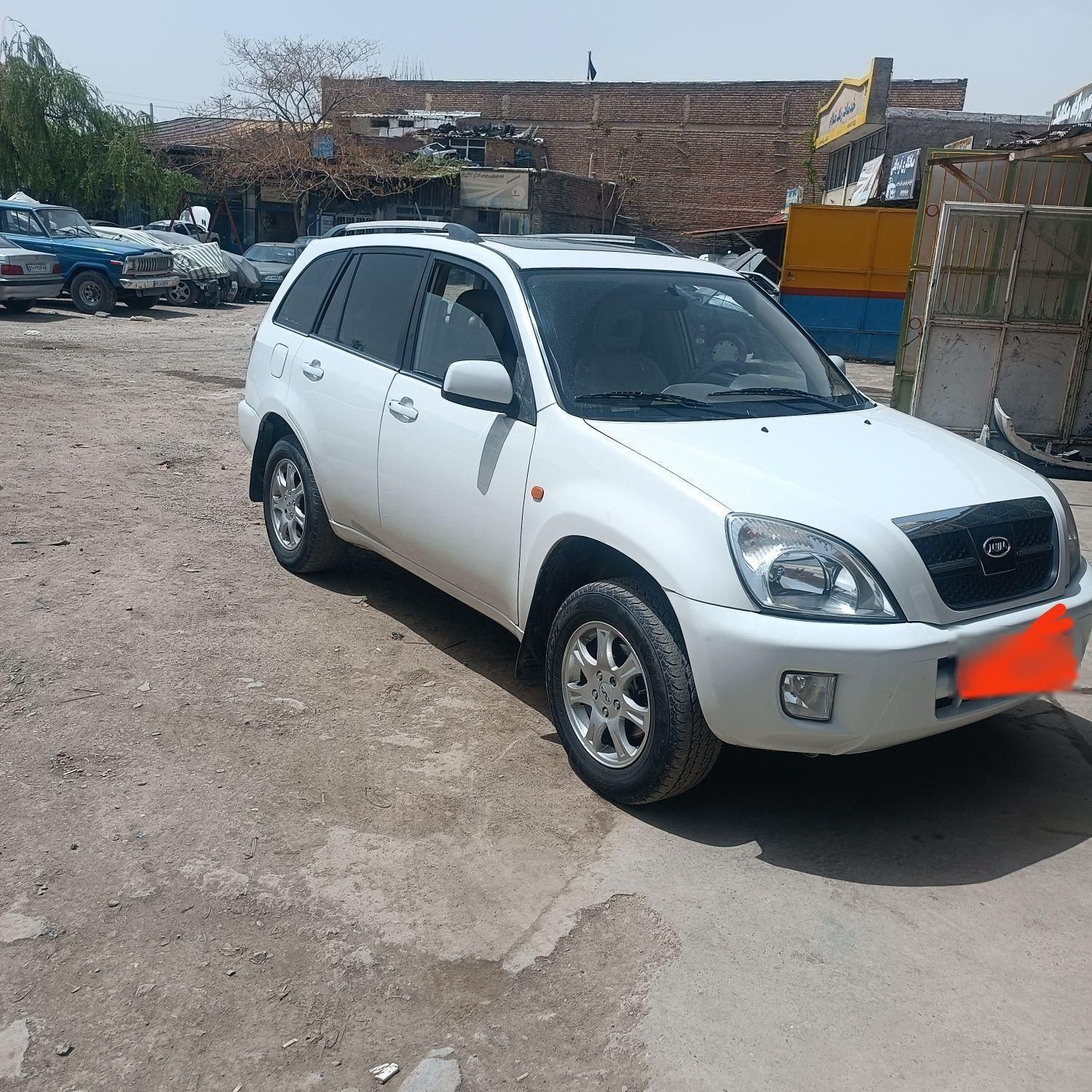خودرو ام وی ام، X33 آگهی ann_18456270
