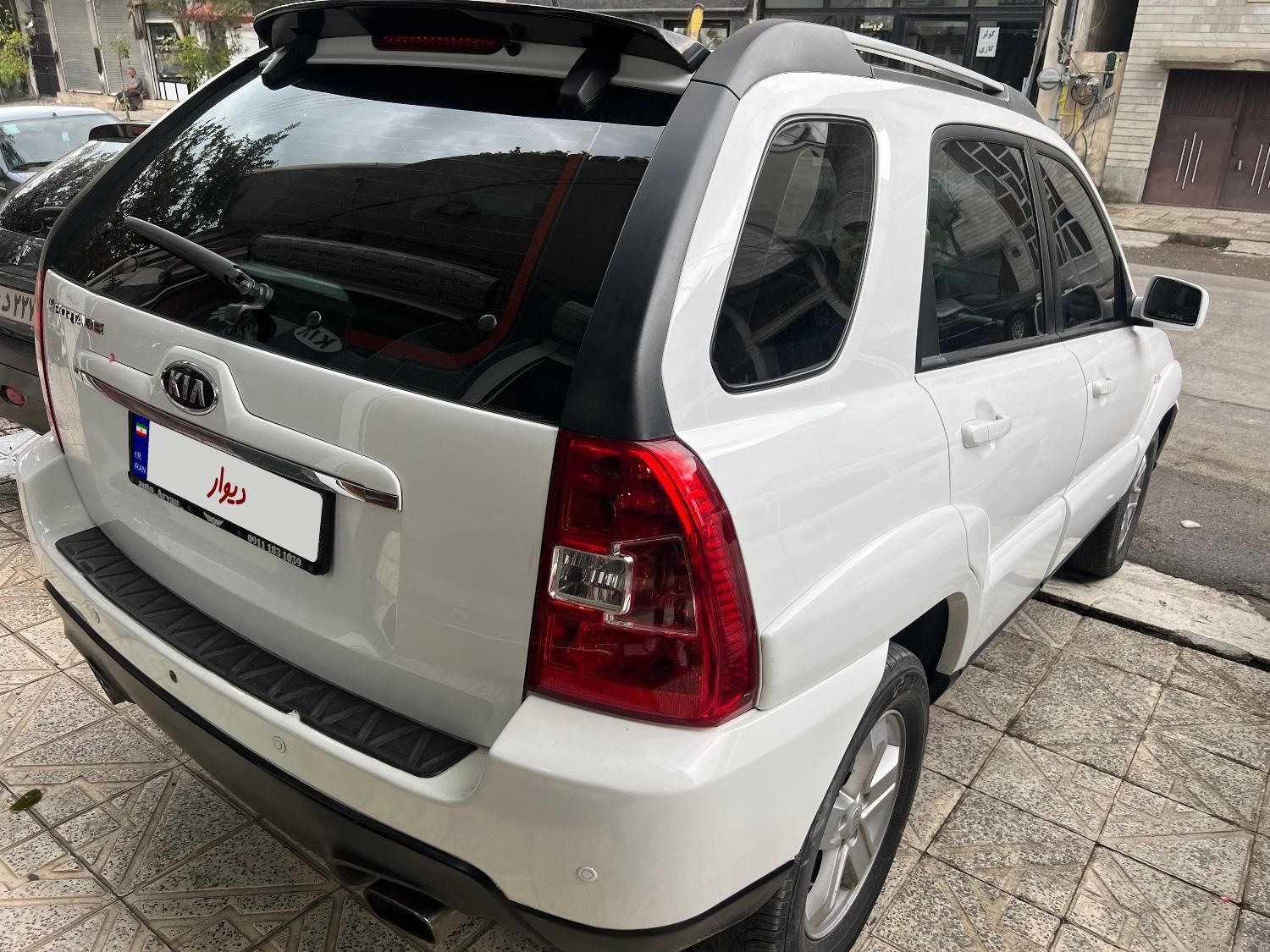 کیا اسپورتیج 6 سیلندر 2700cc - 2010