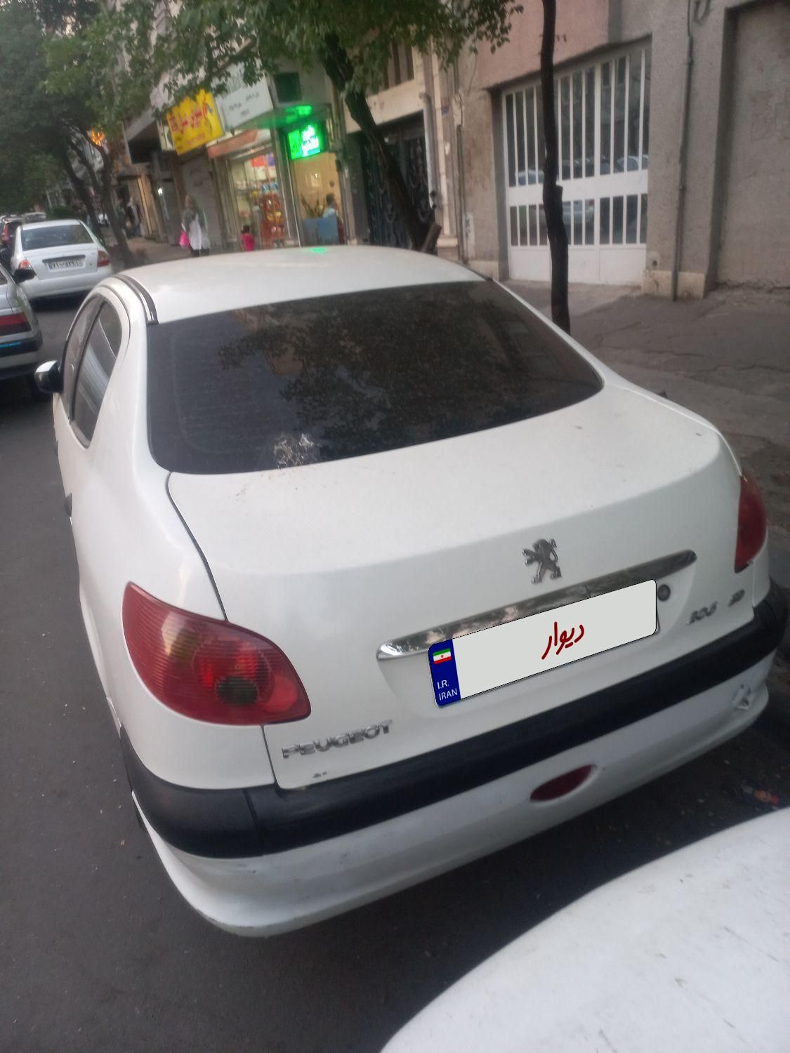 پژو ۲۰۶ صندوق دار v20 - 1389