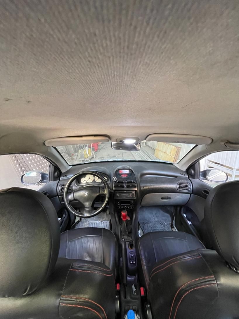پژو ۲۰۶ صندوق دار v8 - 1394