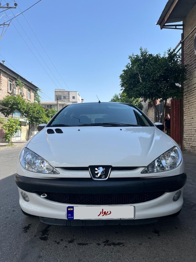پژو ۲۰۶ صندوق دار v8 - 1398
