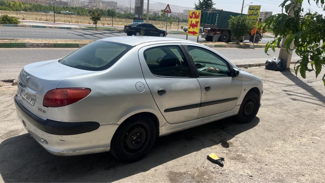 پژو ۲۰۶ صندوق دار v8 - 1386