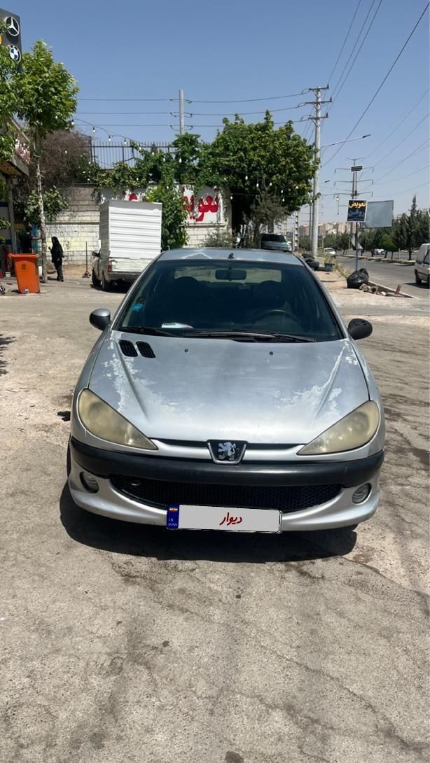 پژو ۲۰۶ صندوق دار v8 - 1386